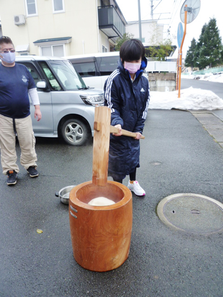 年越し餅つき写真